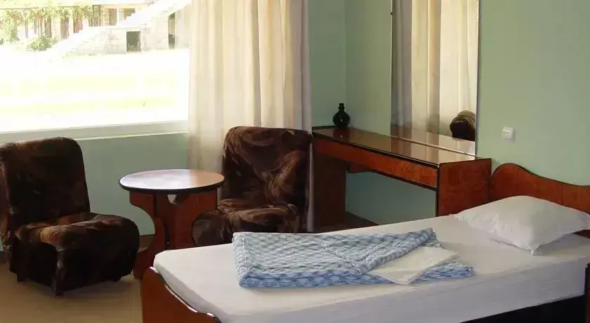 Боженци: Hotel Gabrovo