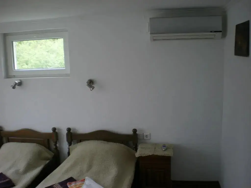 Троян: Hotel Bojana