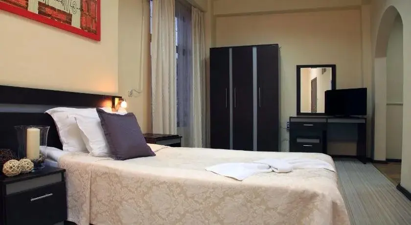 Шумен: Central Hotel