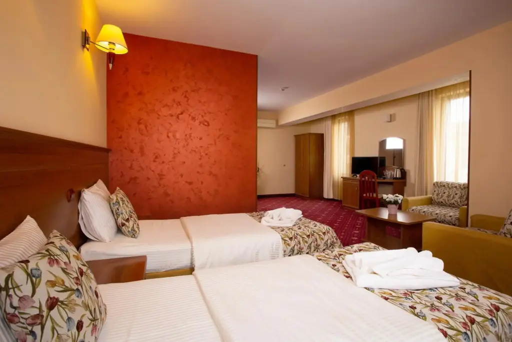 Шумен: Contessa Hotel