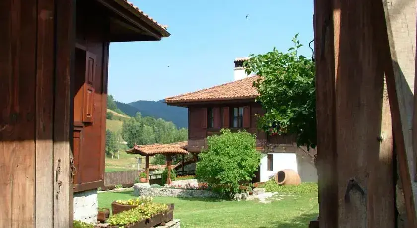 Копривштица: Hadji Neikovi guest houses