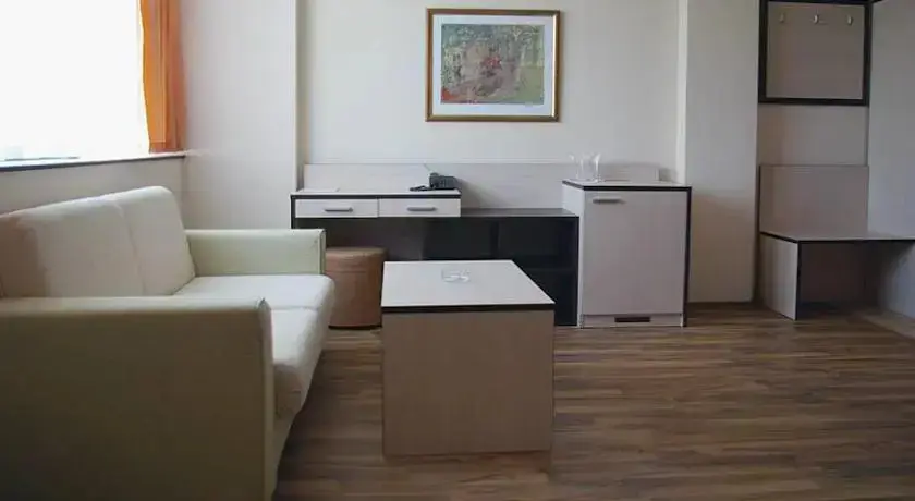 Бургас: Hotel Atagen