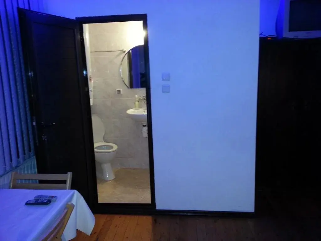 Извос: Guest House Drakite