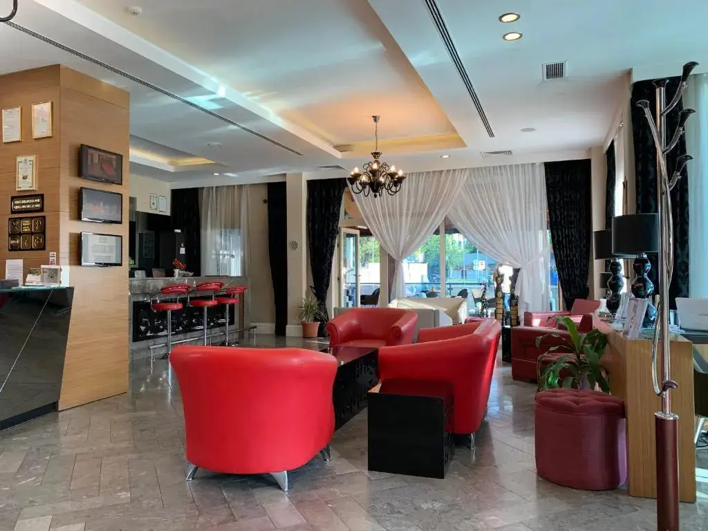 City Hotel Plovdiv — фото 1