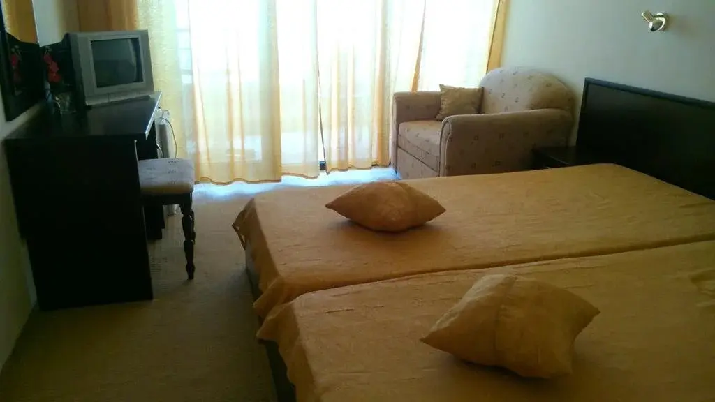 Равда: Hotel Blian