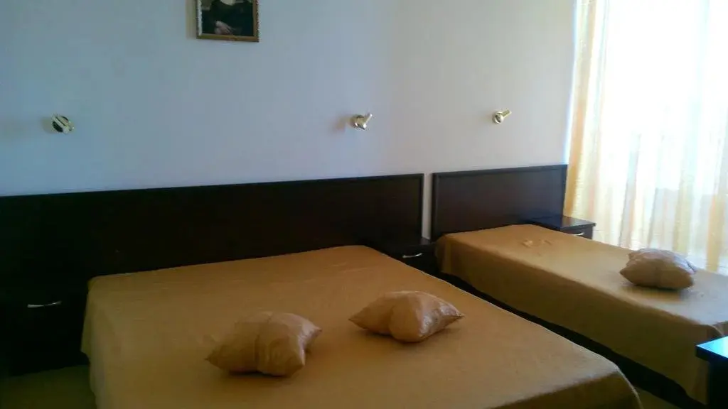 Равда: Hotel Blian
