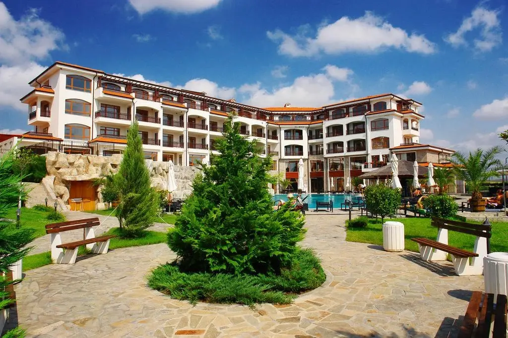 Ахелой: The Vineyards Resort