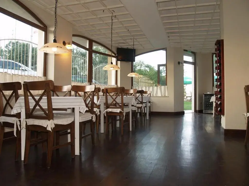 Варна: Hotel Raykov