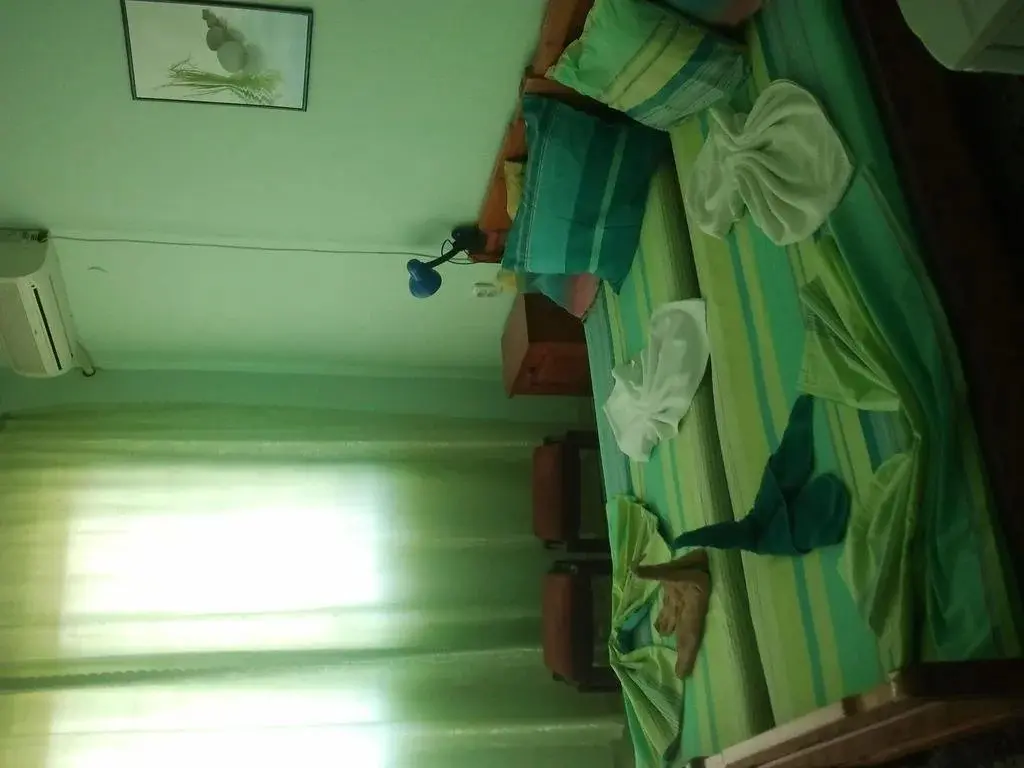 Лозенец: Hotel Strajica