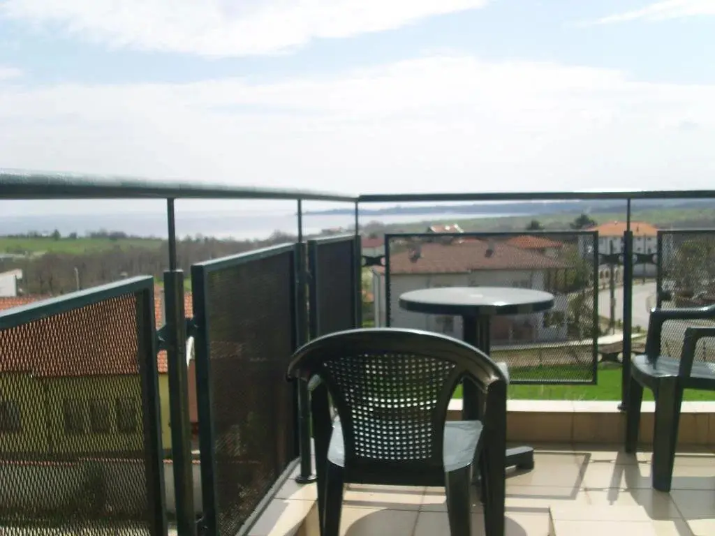 Царево: Hotel Varvara