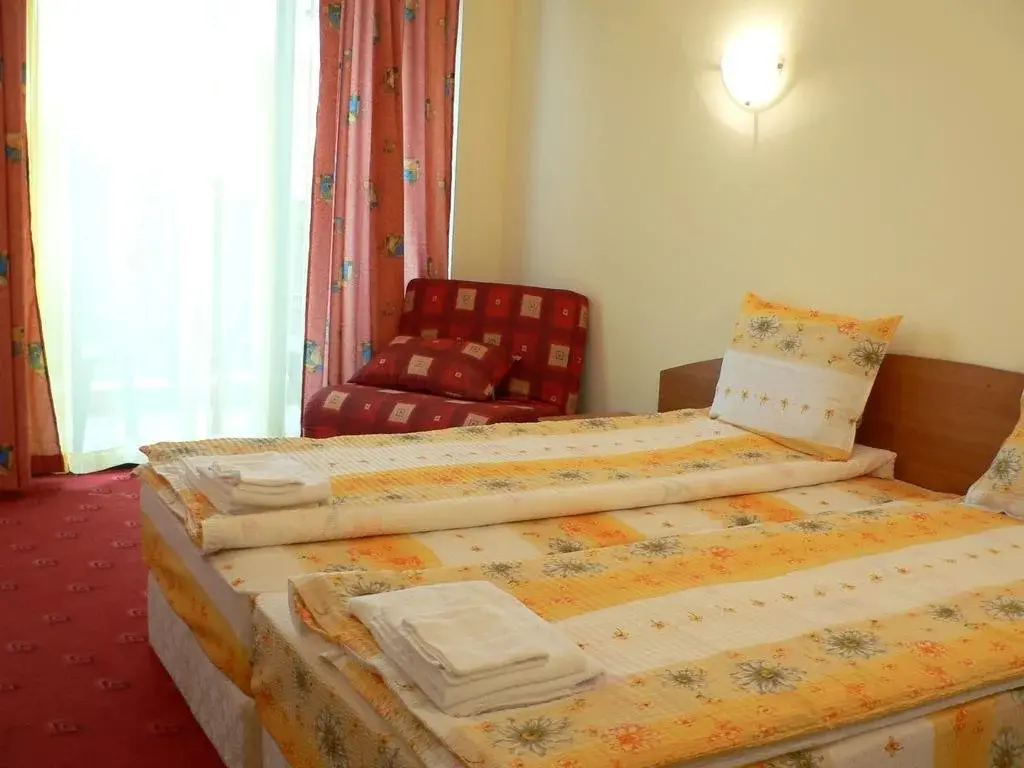 Царево: Hotel Varvara