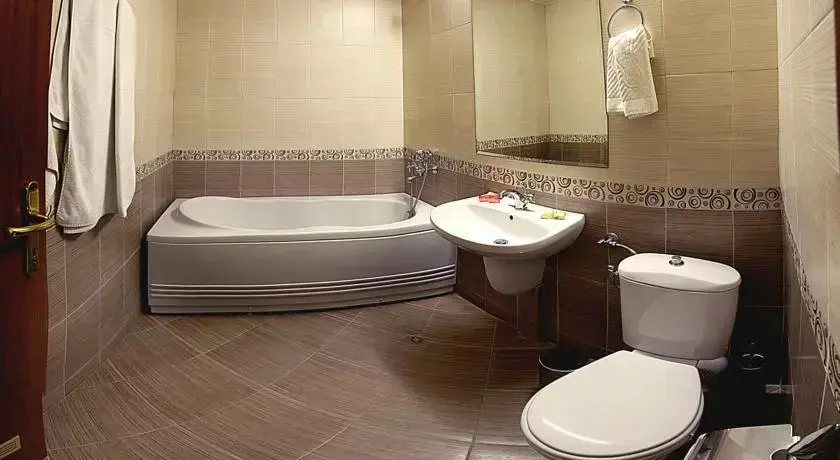 Горна-Оряховица: Hotel Rahovets