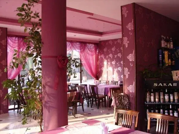 Приморско: Hotel Amfibia