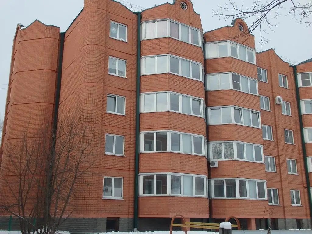 Горно-Алтайск: Red House 2