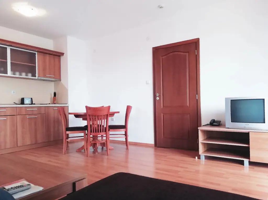 Солнечный берег: Efir Aparthotel