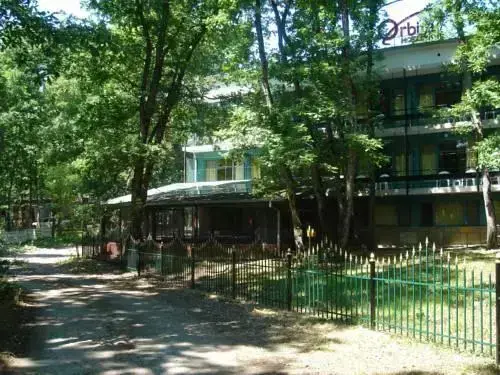 Китен: Hotel Orbita