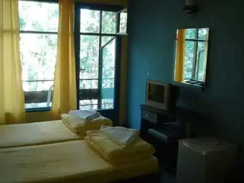 Китен: Hotel Orbita