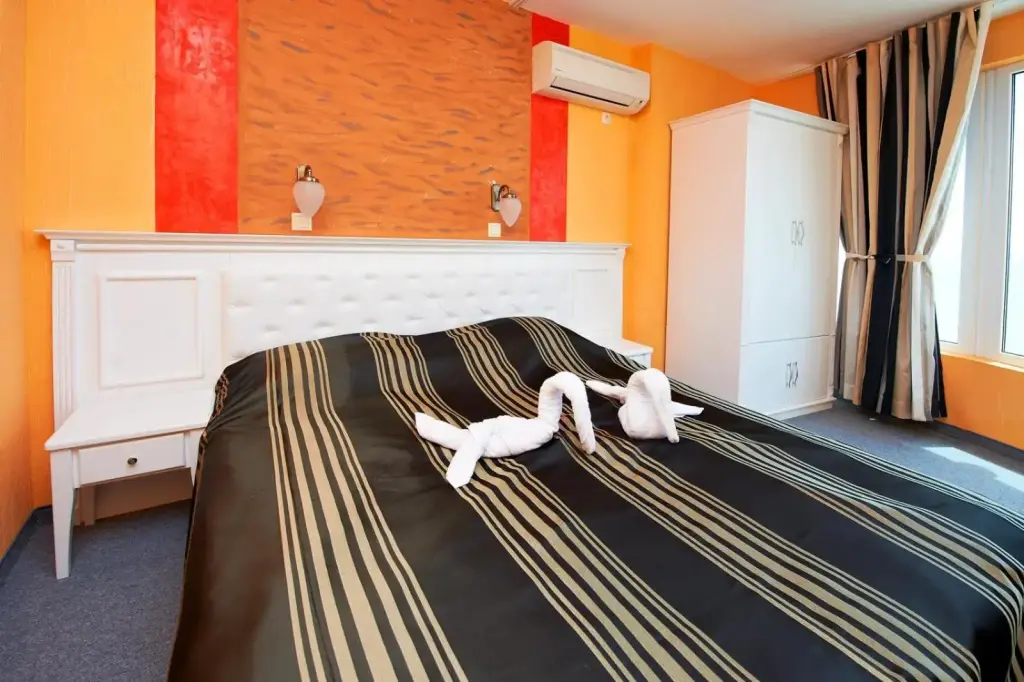 Поморие: Hotel Paros