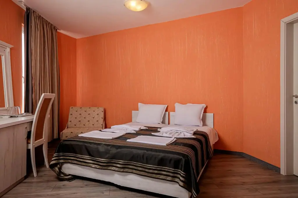 Поморие: Hotel Paros