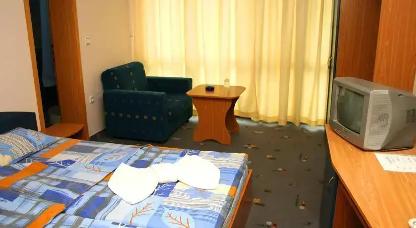 Поморие: Hotel Lagun