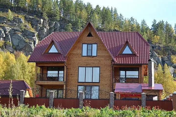 Катунь: Reka uDachi Guest House