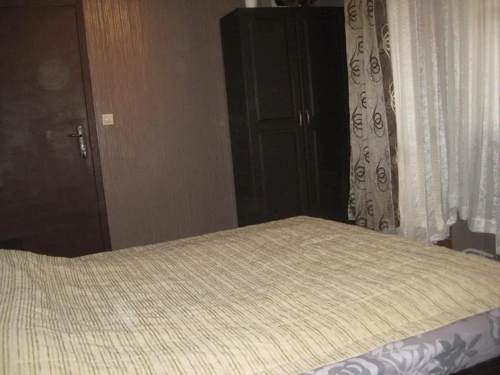 Несебр: Guest House Juja