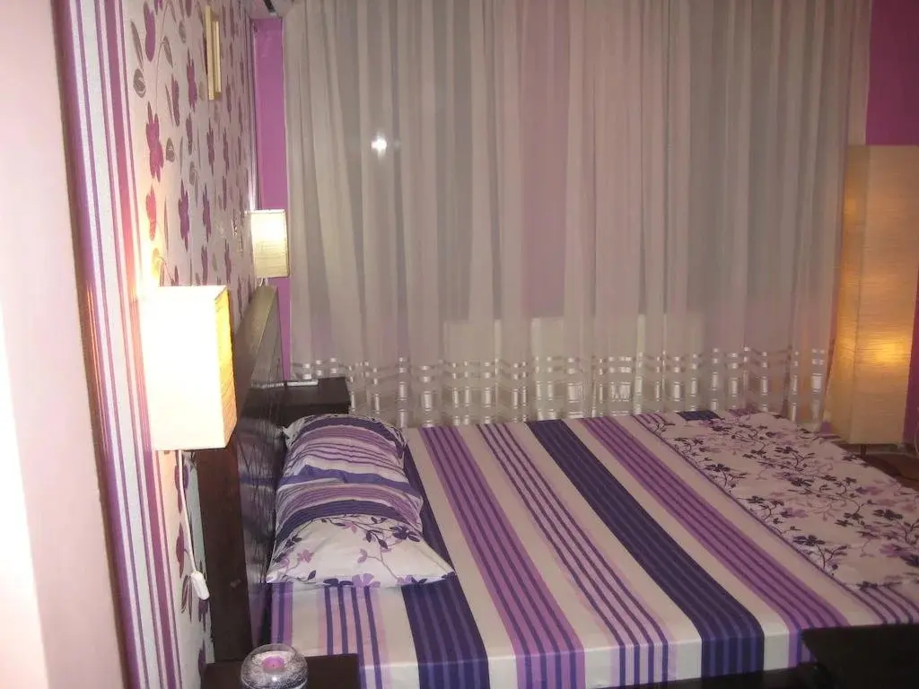 Несебр: Guest House Juja
