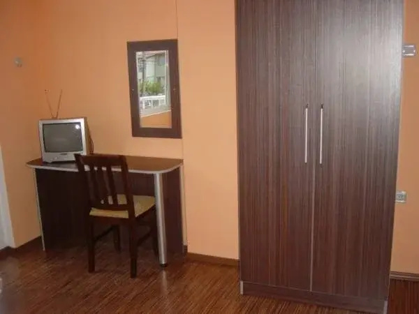 Равда: Guest house Tangra