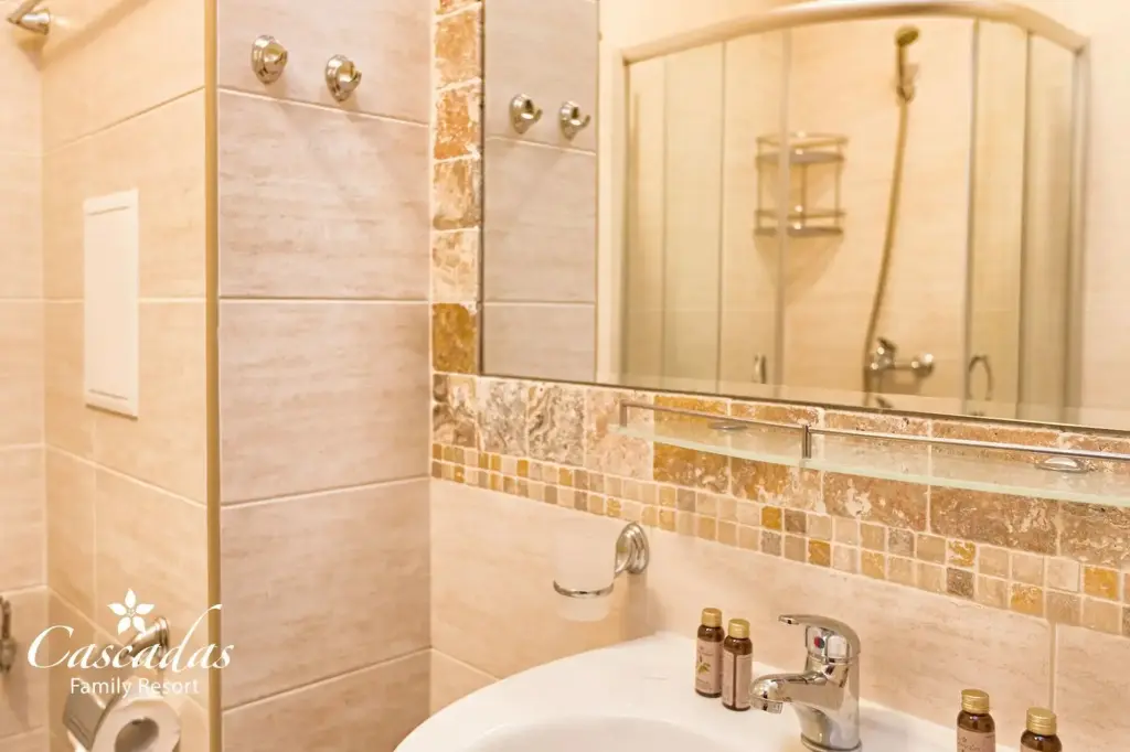 Солнечный берег: Cascadas Family Resort