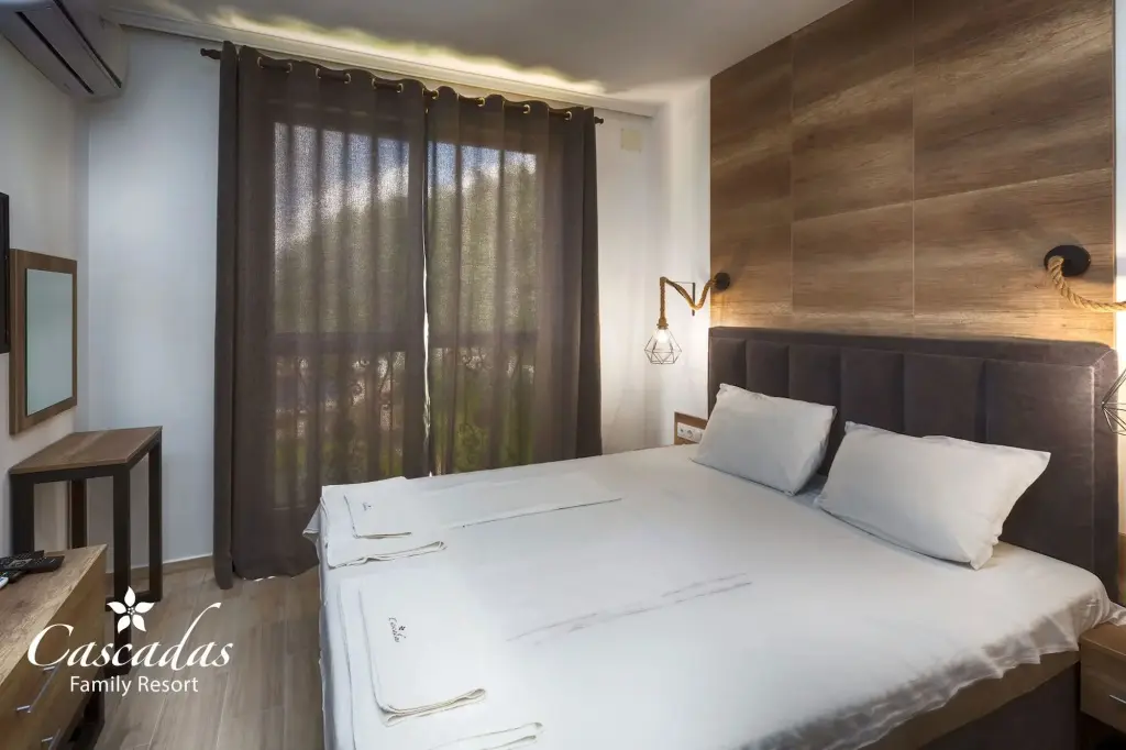 Солнечный берег: Cascadas Family Resort
