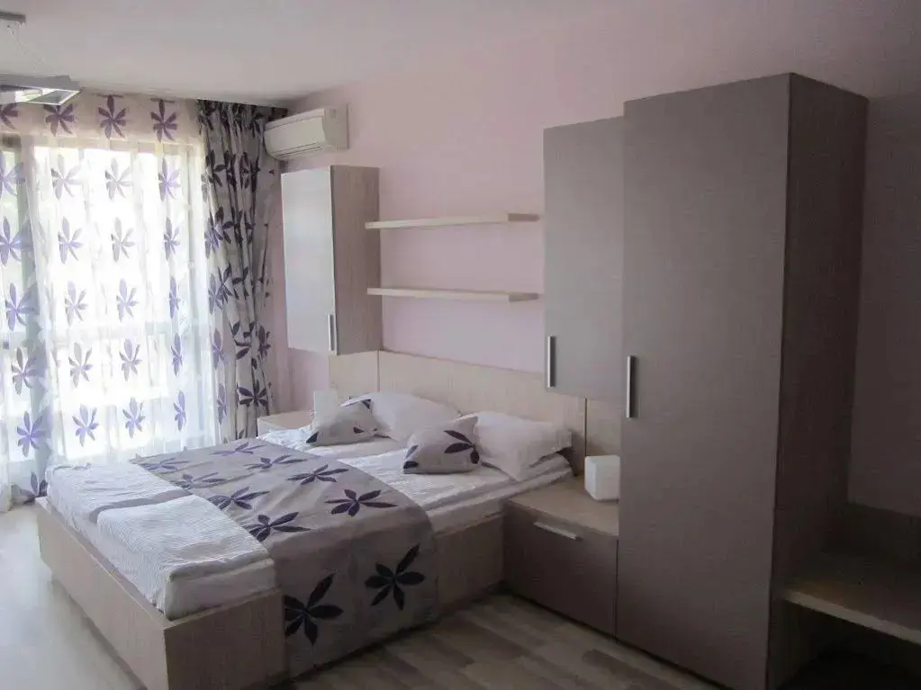 Бяла: Iva Resort