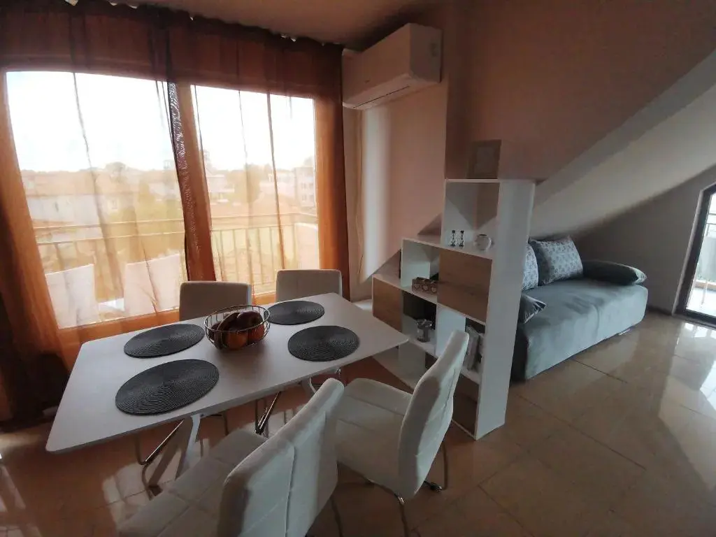 Черноморец: Family Hotel Kosko