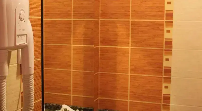 Шумен: Hotel Minaliat Vek