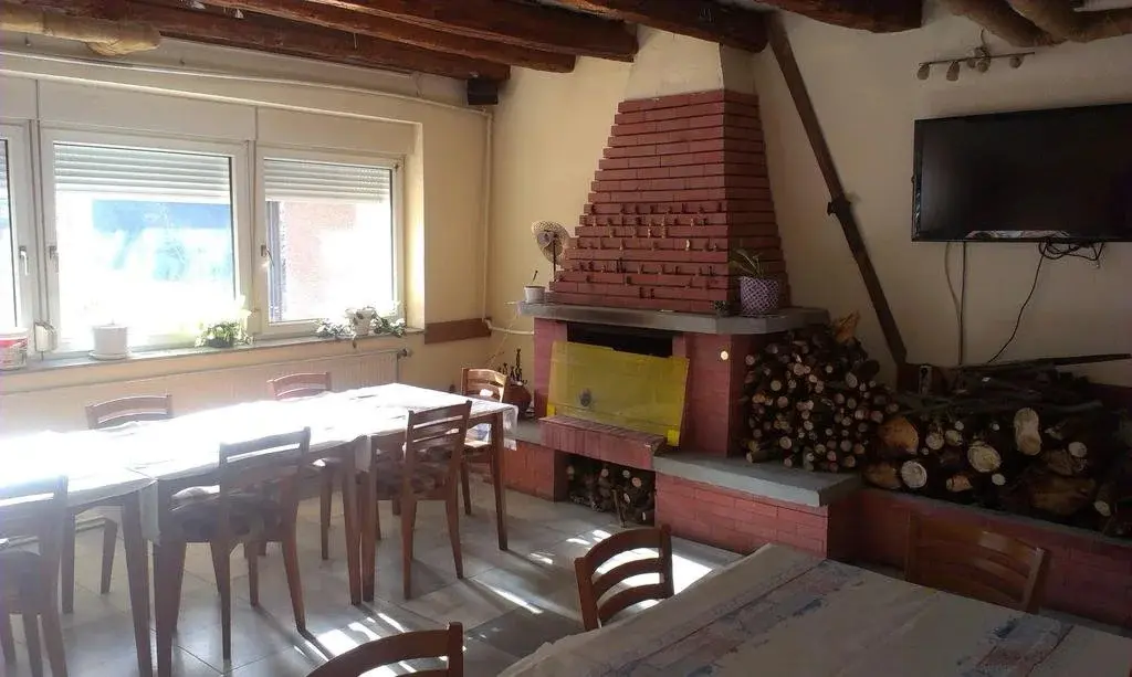Дупница: Guest House Zeleni Preslap