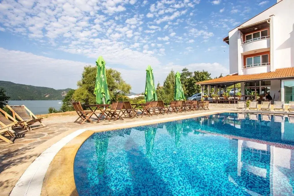 Карджали: Hotel St. Konstantin