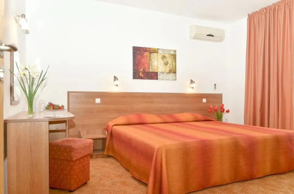Варна: SG Hotel Vega