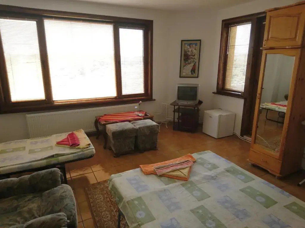 Каварна: Guest House Nash Dom