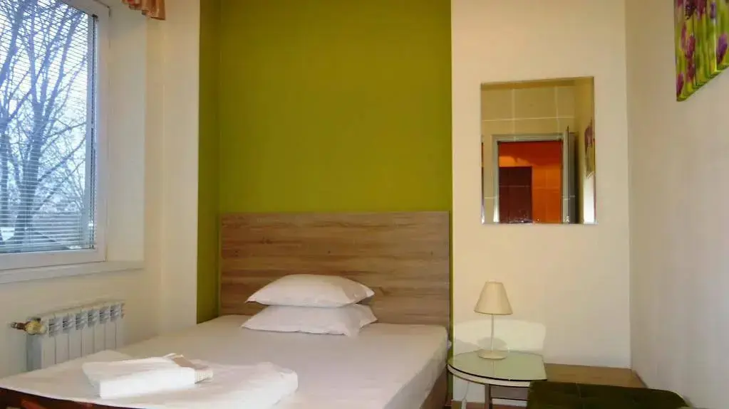 София: Guest Rooms Kom