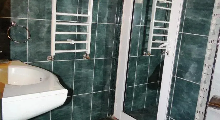 София: Guest Rooms Kom