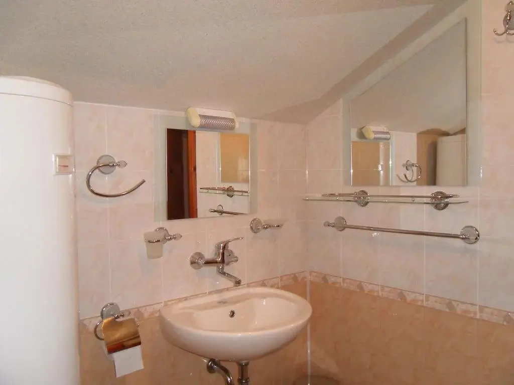 Разлог: Guest House Vasil