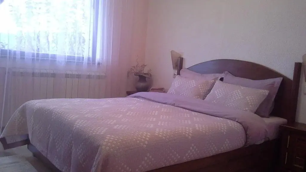 Разлог: Guest House Vasil