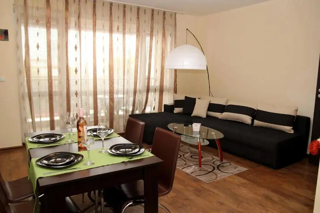 Пловдив: Apartments Rosina