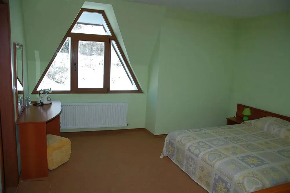 Смолян: Hotel Crystal