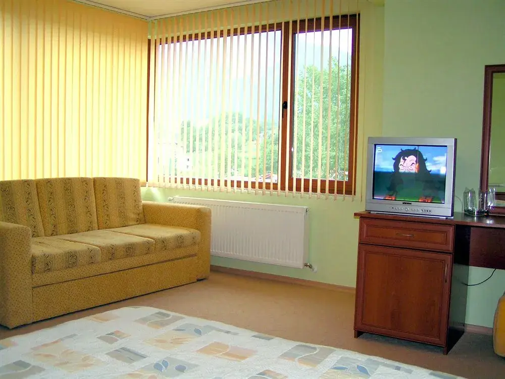 Смолян: Hotel Crystal