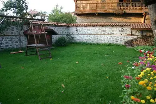 Банско: Todorova House