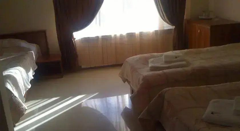Чепеларе: Family Hotel Yola