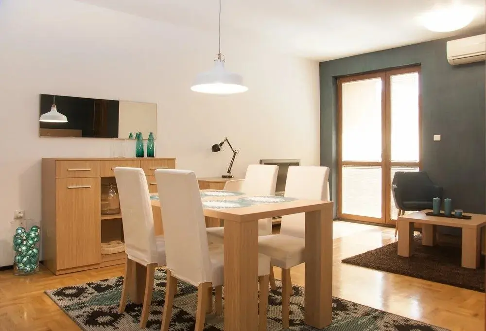 София: Sofia Downtown Apartments