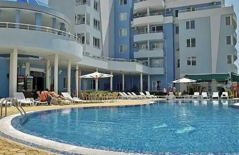 Солнечный берег: PMG Laguna Apartments