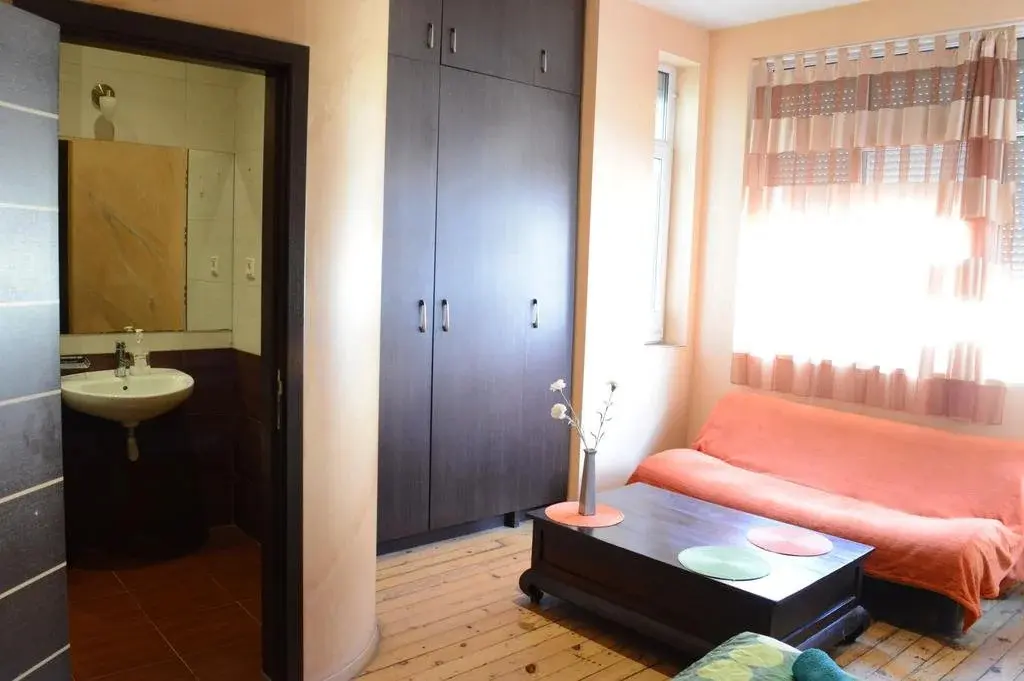 София: Elegance Hostel