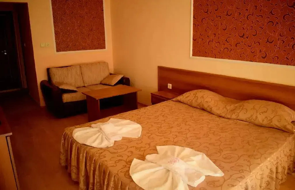 Солнечный берег: Ryor Hotel